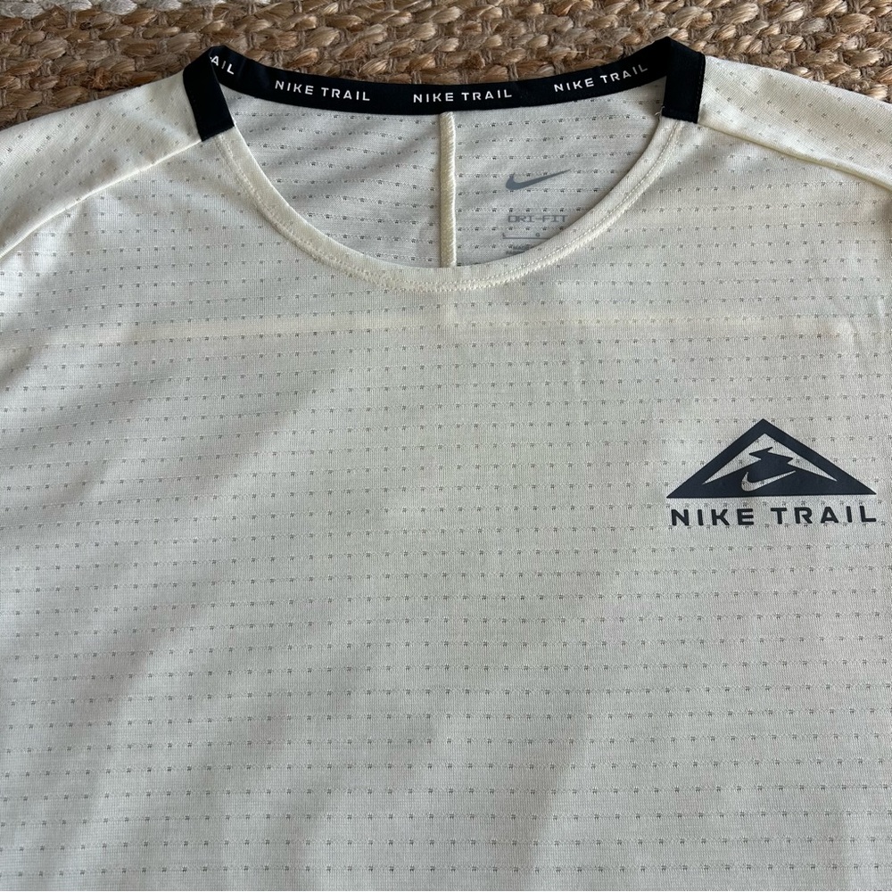 Nike Trail Performance Dri-Fit T-Shirt - Picture 2 of 11